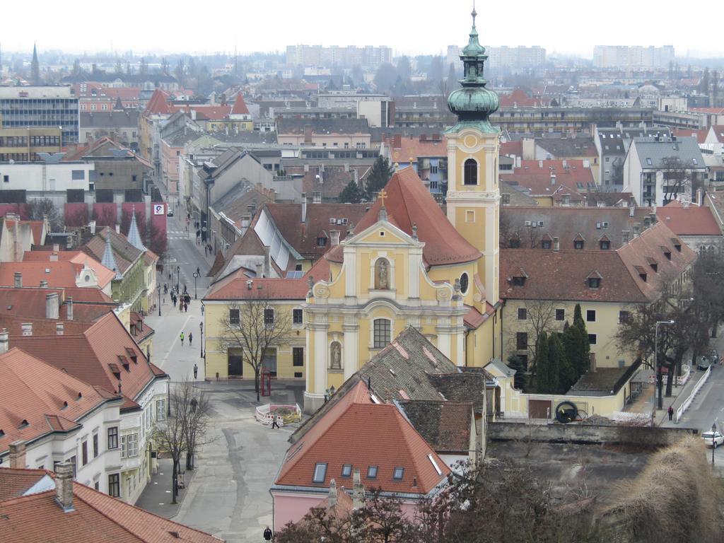 M.M. Home Apartman Győr Eksteriør bilde